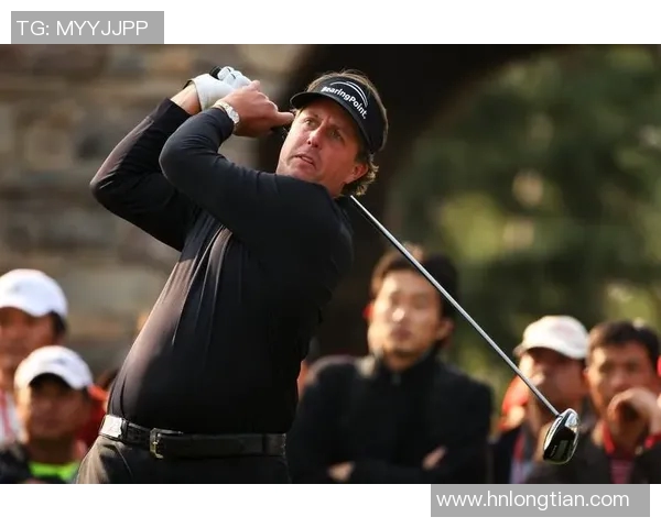 外号老虎的足球天王:从街头少年到全球巨星的传奇之路 外号老虎的足球天王:从街头少年到全球巨星的传奇之路