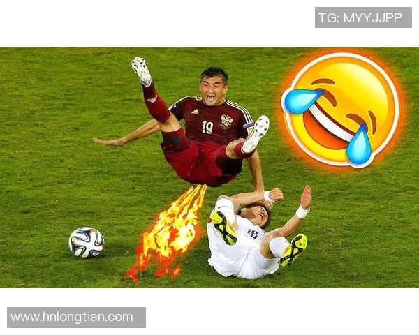 足球场上笑声不断 球星们的搞笑诗句大合集