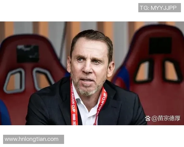 全球足球胆小球星排名前十揭秘 他们的比赛表现令人意外 全球足球胆小球星排名前十揭秘 他们的比赛表现令人意外