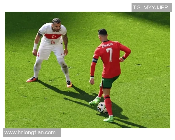 06足球明星风采大赏 从球场到生活的精彩瞬间解析