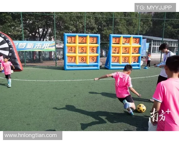 足球球星九宫格高清全景展示,精彩瞬间尽收眼底,最强阵容一图看尽 足球球星九宫格高清全景展示,精彩瞬间尽收眼底,最强阵容一图看尽